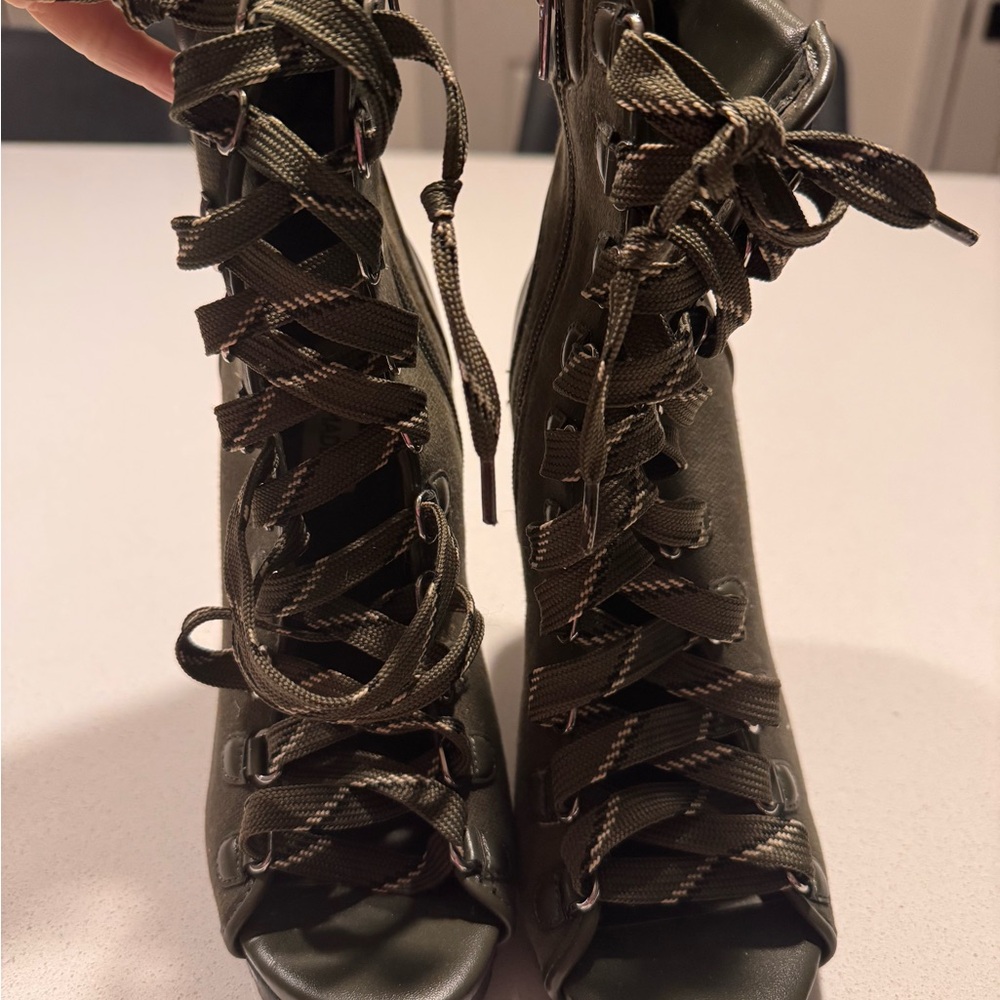 Steve Madden Olive Lace-Up Boots for Women